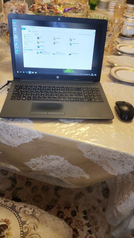 HP noutbook sotiladi HP noutbook sotiladi