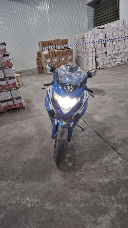 Suzuki GSX Sotiladi Suzuki GSX Sotiladi