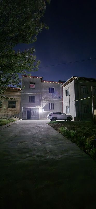 Uy 3 sotix 11ta xona, Nazarbek ittifoq Uy 3 sotix 11ta xona, Nazarbek ittifoq