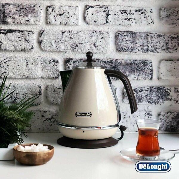 DeLonghi Электрочайник KBOV2001. BG, Объем чайника 1.7л DeLonghi Электрочайник KBOV2001. BG, Объем чайника 1.7л