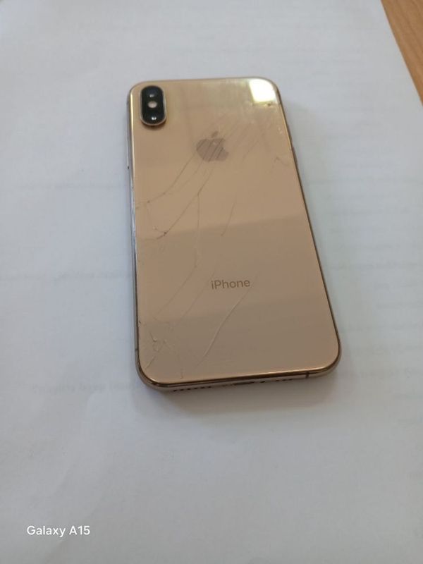 Iphone xs GOLD 64GB Iphone xs GOLD 64GB
