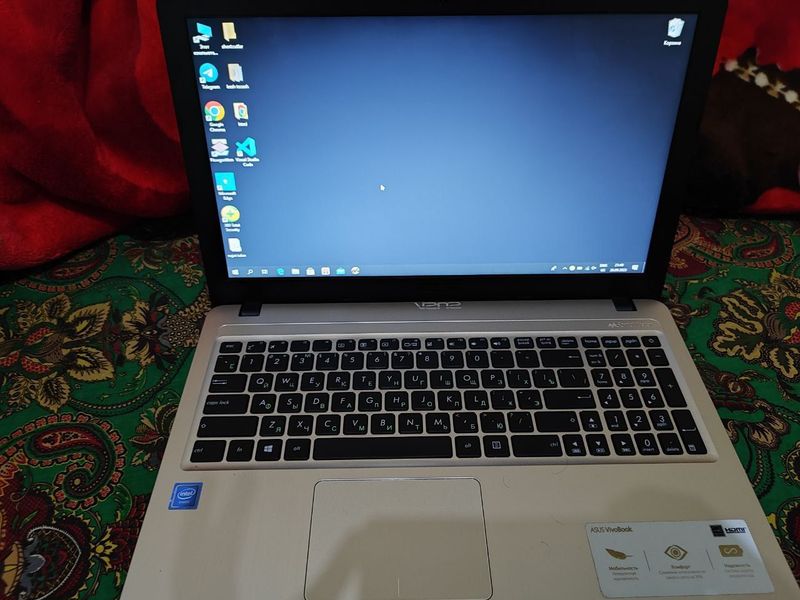 Asus Noutbuk 512gb