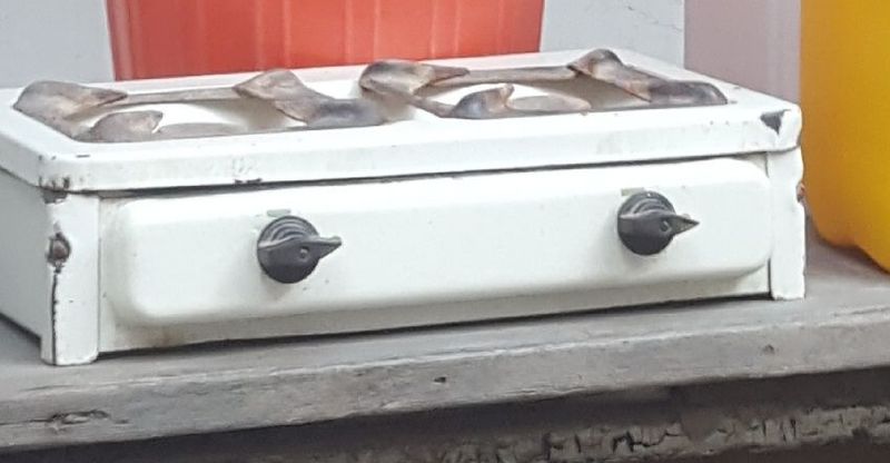 Газовая плита, двухкомфорочная.