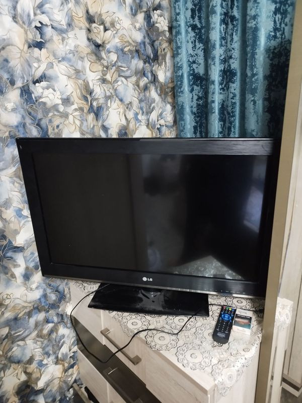 Televizor LG 32CS460-ZA Televizor LG 32CS460-ZA