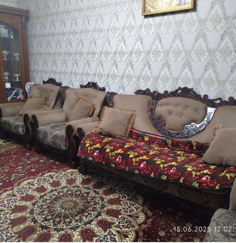 продаётся диван и кресло
