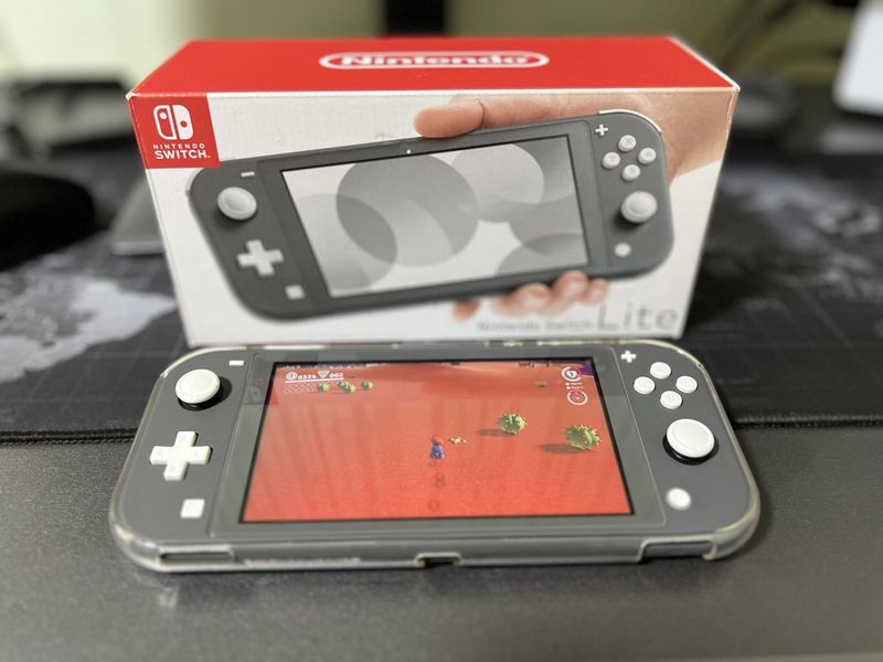 Tezda sotiladi: Nintendo Switch Lite Tezda sotiladi: Nintendo Switch Lite