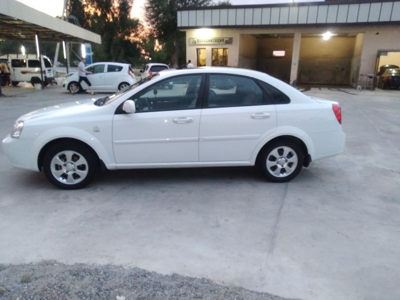 Lacetti 1.6 Avtomat Lacetti 1.6 Avtomat