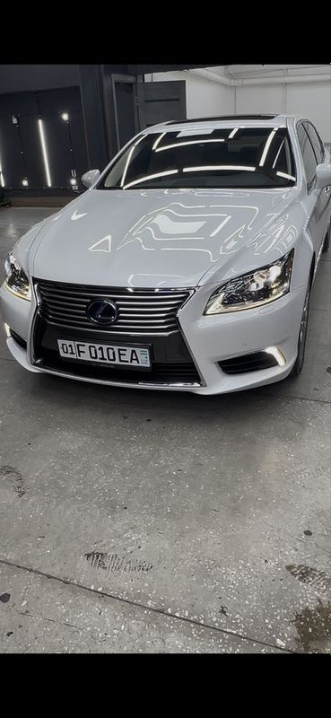 Lexus LS600hL 2013 Lexus LS600hL 2013
