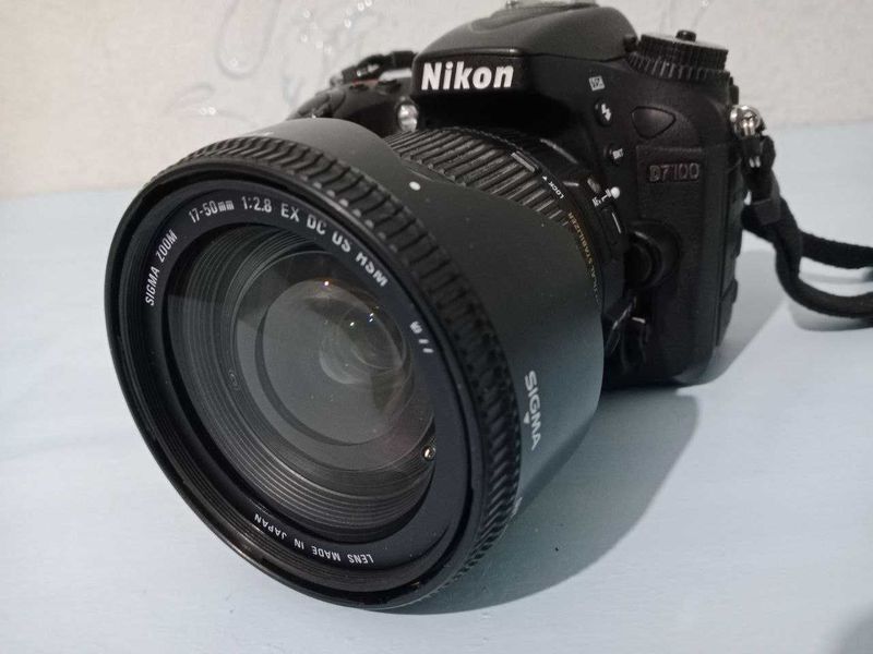 Цифровой фотоаппарат Никон D7100
