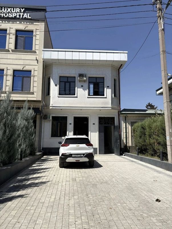 Аренда офиса братские могилы 205м²