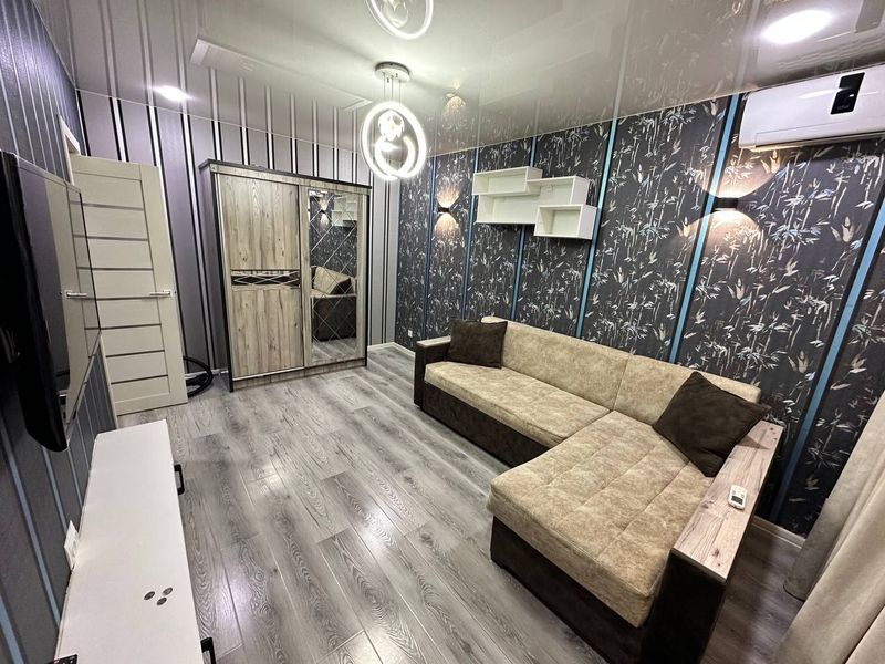 Продаётся 1/3/5 на м-в Ялангач Продаётся 1/3/5 на м-в Ялангач