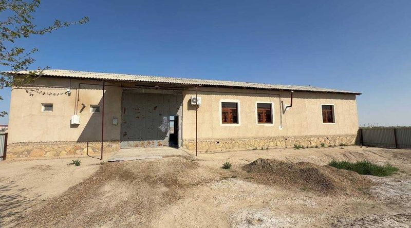 ARZON BÒLDI Yashashga tayyor 8 sotiqli hovli sotuvga qoyilyapti. ARZON BÒLDI Yashashga tayyor 8 sotiqli hovli sotuvga qoyilyapti.
