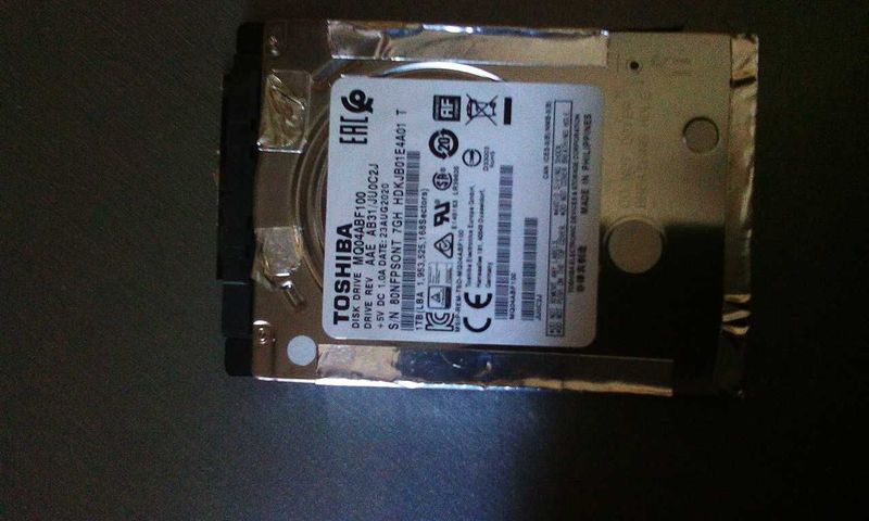 Жёсткий диск HDD 1 tr toshiba Жёсткий диск HDD 1 tr toshiba