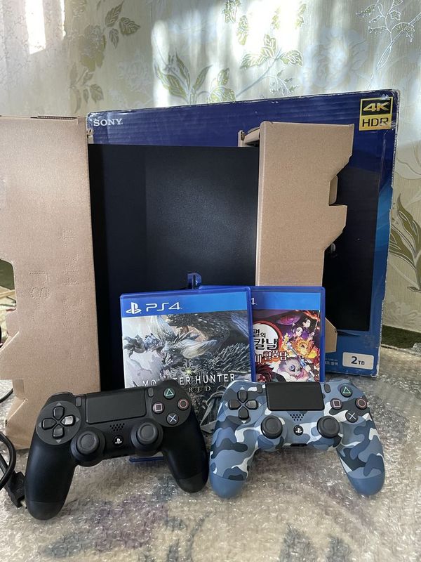 Playstation 4pro 2 Trb Playstation 4pro 2 Trb