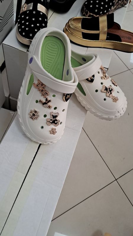 Kroks tapichka Xamwiralar uchun zor tanlov Kroks tapichka Xamwiralar uchun zor tanlov