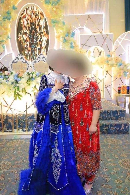 zarxalat, tur, dastrumol, kamzulcha, qalpoq, dastrumol, 2 ta baza kuta zarxalat, tur, dastrumol, kamzulcha, qalpoq, dastrumol, 2 ta baza kuta