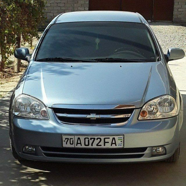 Lasetti 1.8 2013 yil 236.000 yurgan Lasetti 1.8 2013 yil 236.000 yurgan