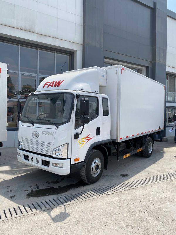 В наличии!!! FAW Автофургон Рефрижератор 4x2, 21м³, -20⁰С В наличии!!! FAW Автофургон Рефрижератор 4x2, 21м³, -20⁰С