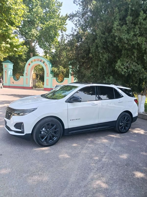 Chevrolet Equinox 472млн фулл вариант год 2021 пробег 94000 Chevrolet Equinox 472млн фулл вариант год 2021 пробег 94000