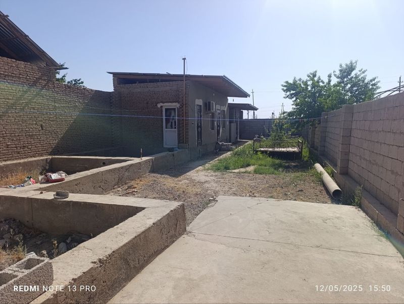 Xovli Uchastka tez sotiladi Xovli Uchastka tez sotiladi