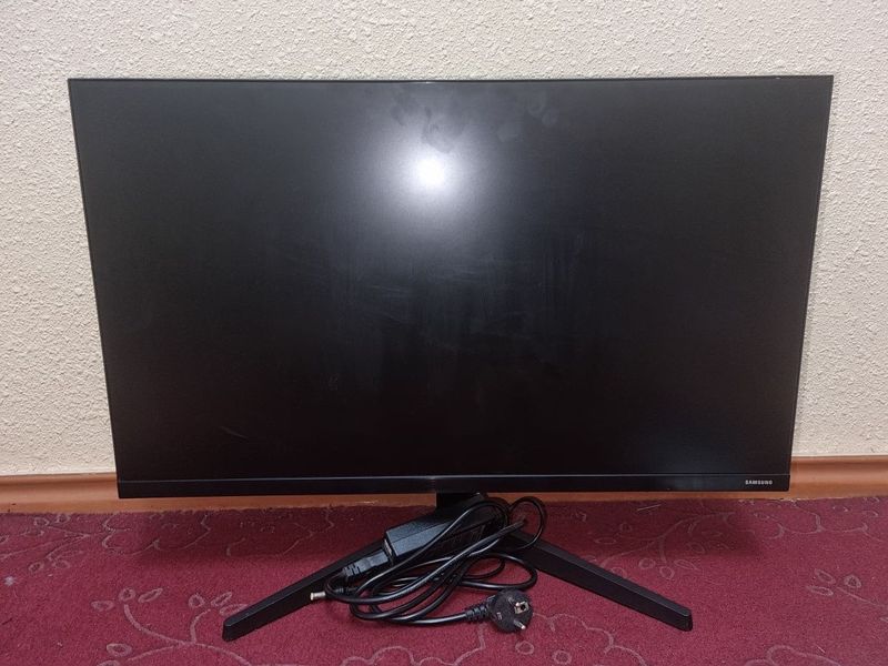 Монитор Samsung 27 / 75Hz Монитор Samsung 27 / 75Hz