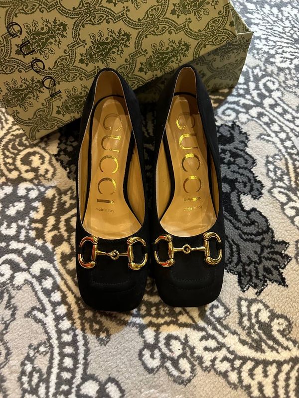 Туфли от бренда Gucci Туфли от бренда Gucci