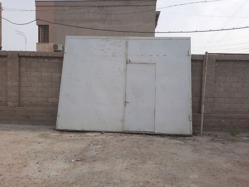Darvoza — temir 3.30 x 4.30 Darvoza — temir 3.30 x 4.30