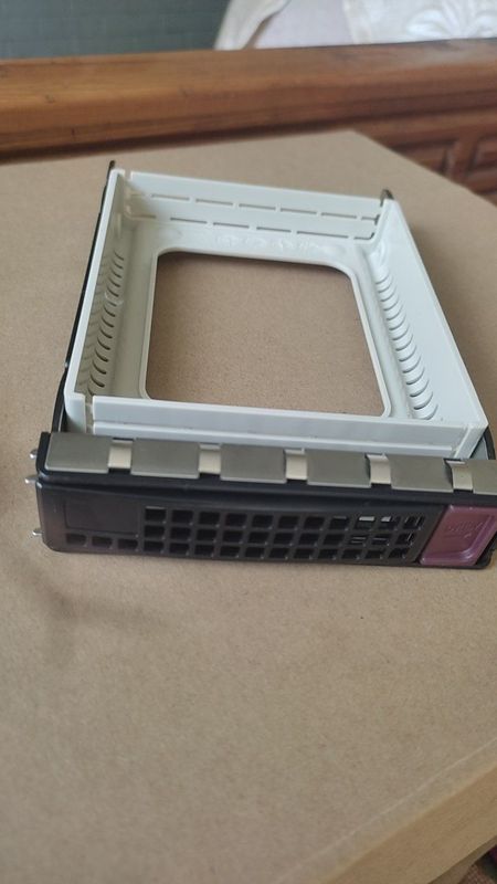 HP server uchun 2.5 dyuym HDD tray HP server uchun 2.5 dyuym HDD tray