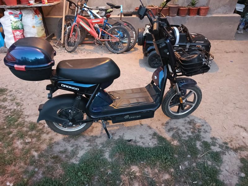 Sikutir sotiladi xechqanday aybiyuq tezligi 45 50 Sikutir sotiladi xechqanday aybiyuq tezligi 45 50