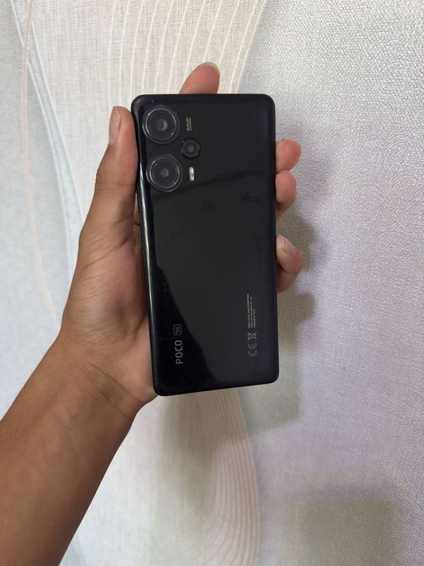 Poco f5 12/256gb Poco f5 12/256gb