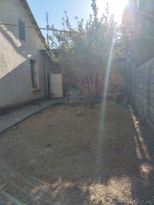 Hovli joy sotiladi 40 000 $