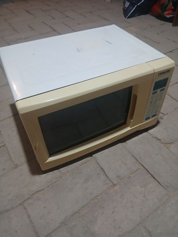 Микроволнова печь Nikai