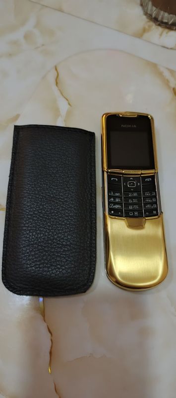 Продам Nokia 8800
