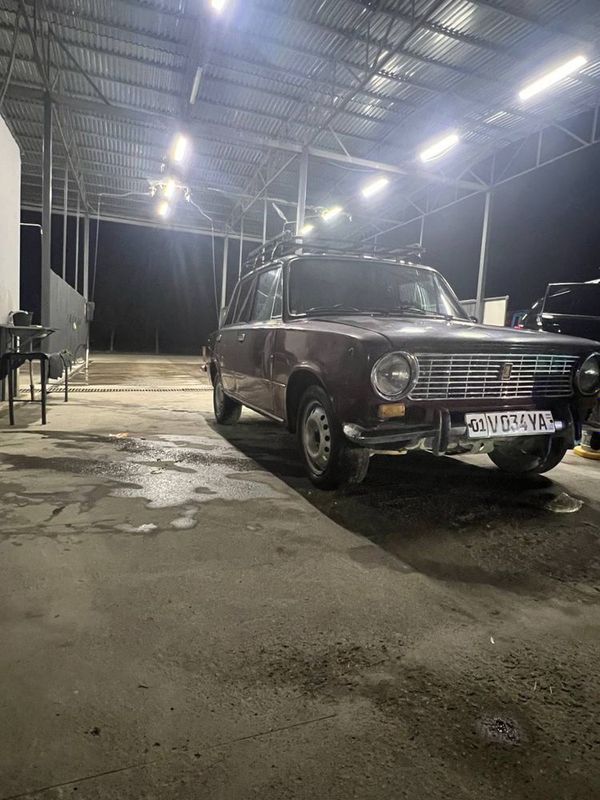 Jiguli 011 gaz bor Jiguli 011 gaz bor
