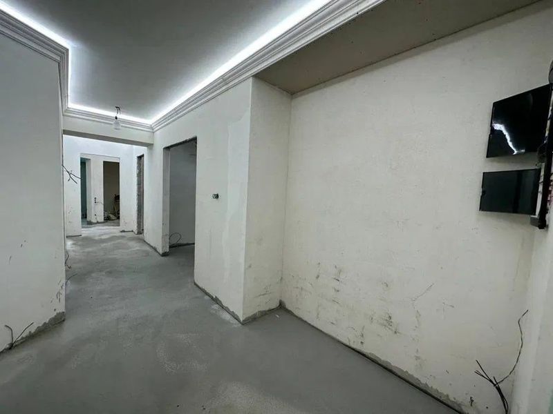 ЖК AKAY CITY Дархан Новомосковская Коробка 3-ком 117 м2 Срочно ЖК AKAY CITY Дархан Новомосковская Коробка 3-ком 117 м2 Срочно