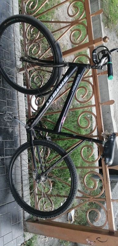 Velosiped sotiladi Velosiped sotiladi