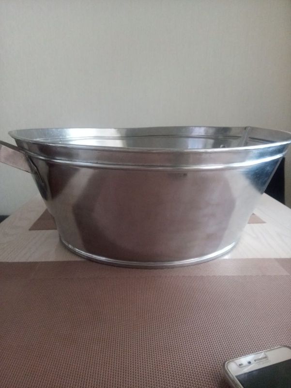 Таз из нержавейки Таз из нержавейки