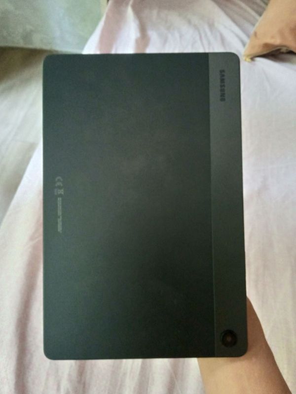 Samsung Planshet Tab sotiladi Samsung Planshet Tab sotiladi