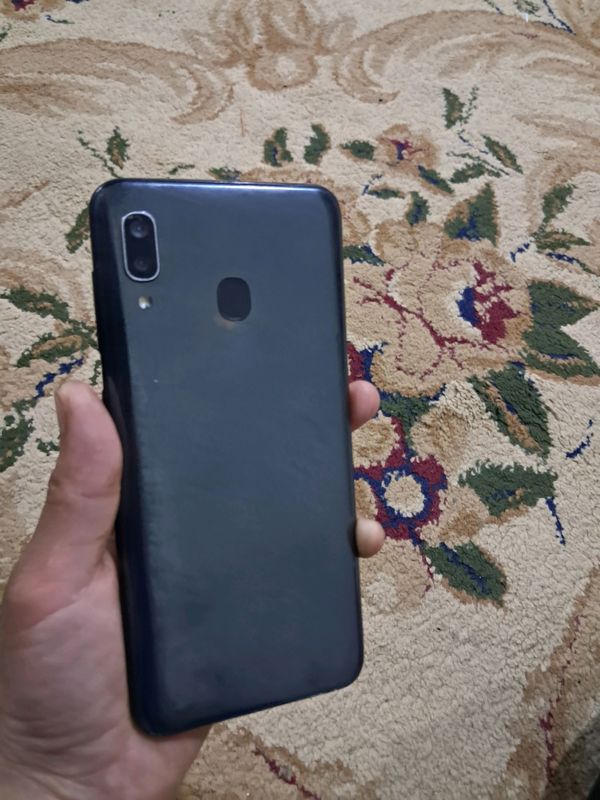 Samsung Galaxy A20 Samsung Galaxy A20