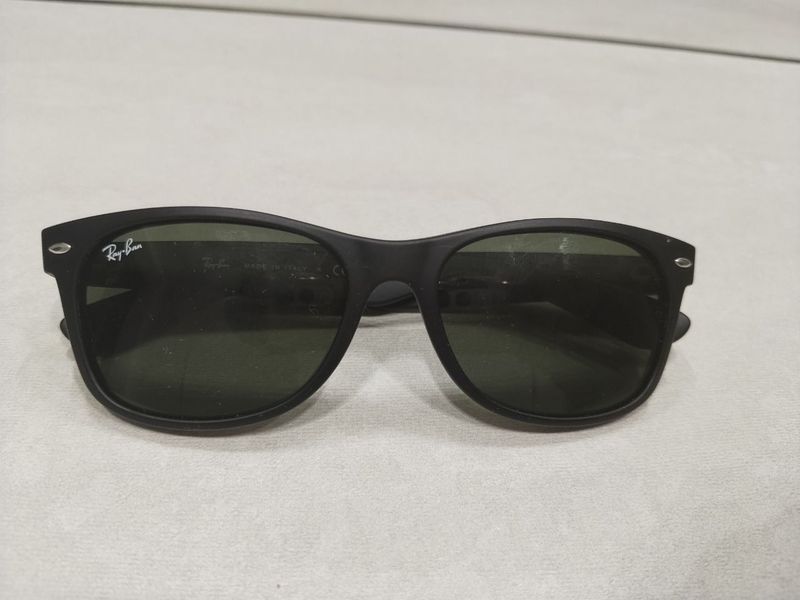 Солнечные очки Ray Ban