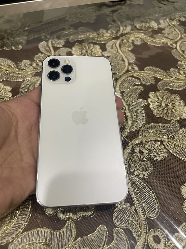 iPhone 12 Pro 256gb 2 sim White iPhone 12 Pro 256gb 2 sim White