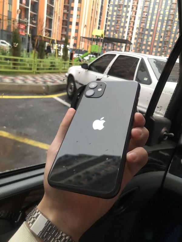 iPhone 11 64 ochilmagan