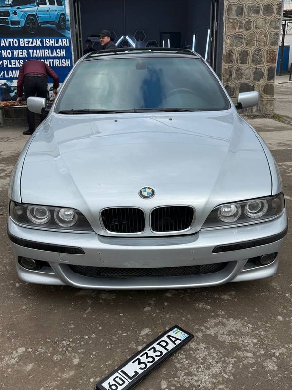 Bmw sotiladi yaxshi xolatda