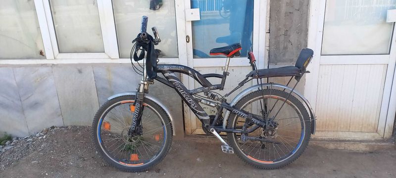 Velosiped sotiladi Velosiped sotiladi