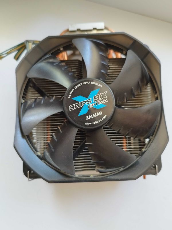 Кулер Zalman Башня 4 трубки Кулер Zalman Башня 4 трубки
