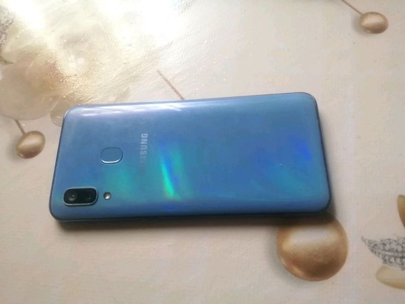 samsung A40 samsung A40