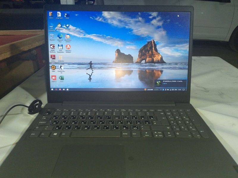 Lenovo noutbuk ideal xolatda Lenovo noutbuk ideal xolatda
