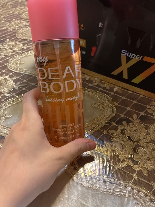 My dera body mist sprey 250ml My dera body mist sprey 250ml