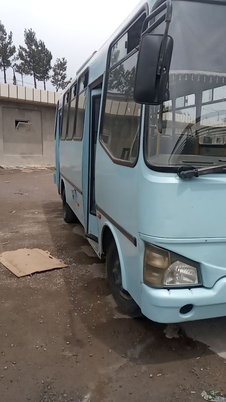 Avtobus Isuzu 2009