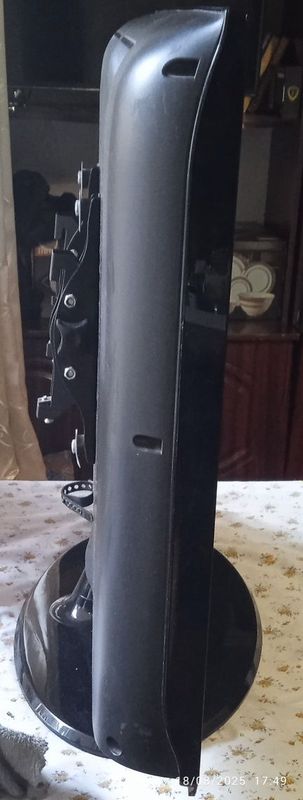 SAMSUNG 32 talik TV